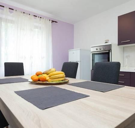 Apartment Helena Пула Экстерьер фото